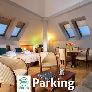 Red Brick Aparthotel